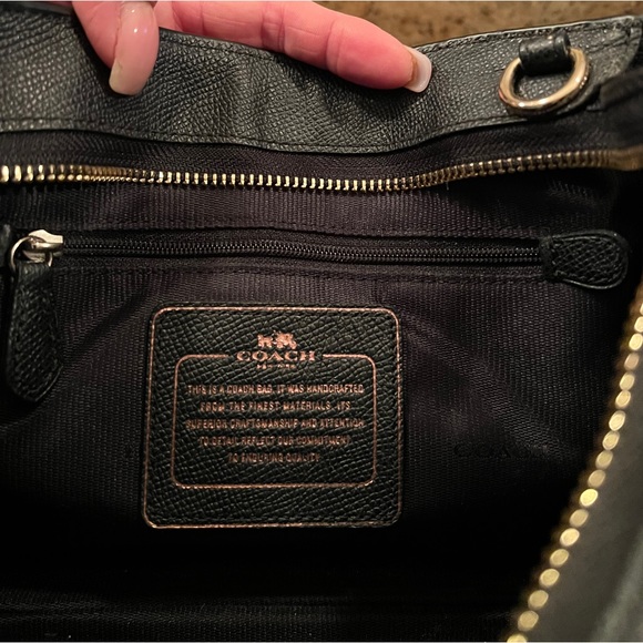 Coach Mini Crosby 🐆 - Picture 3 of 3